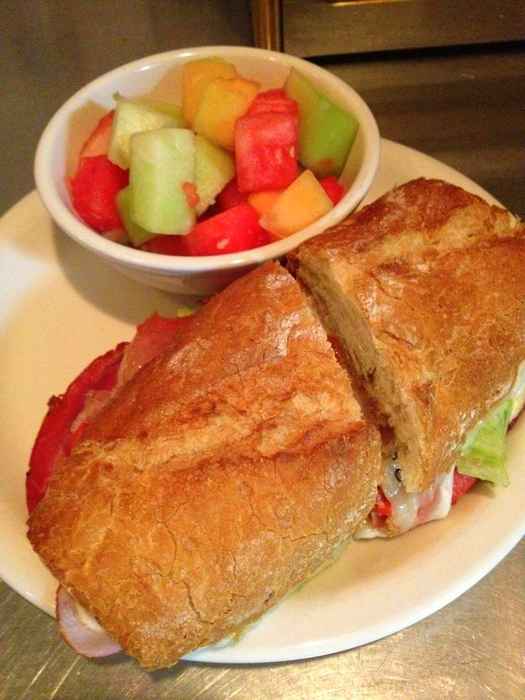 Dominick's Serves Amazing Sandwiches